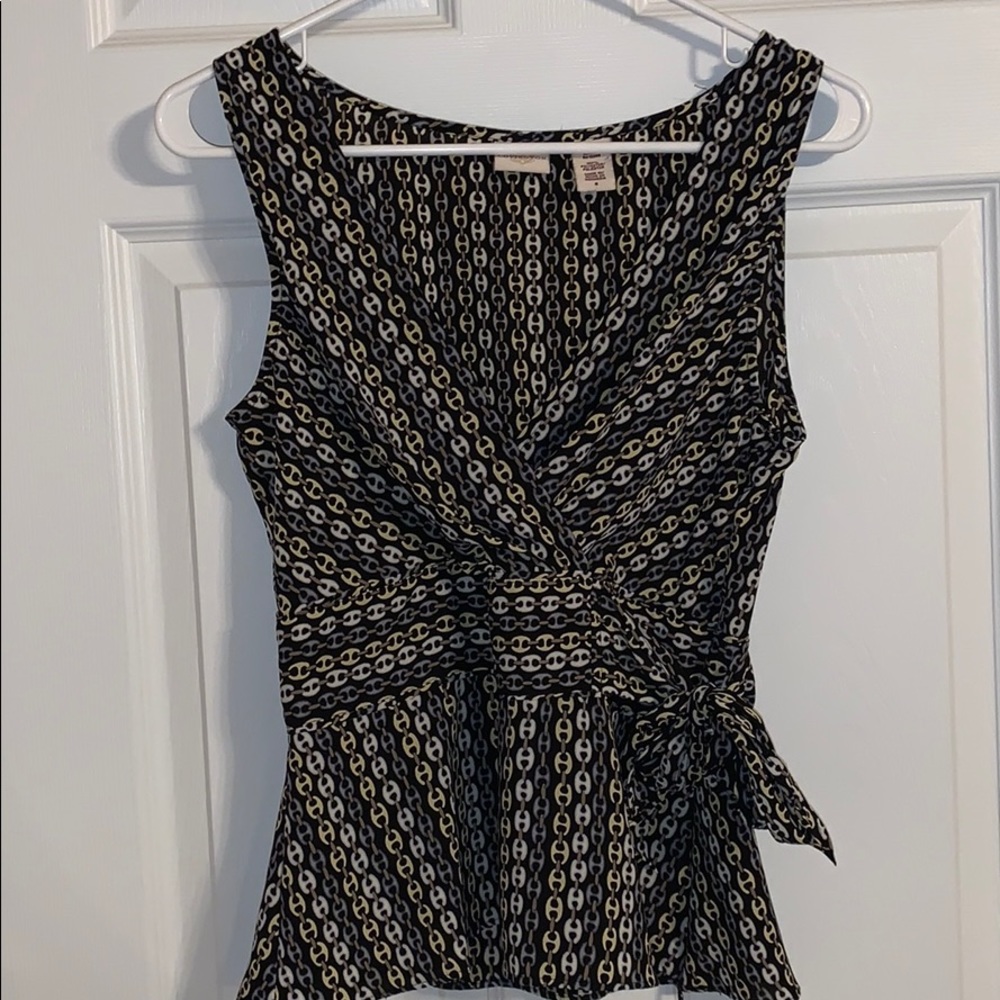 3/$13💞 Covington V-neck Blouse